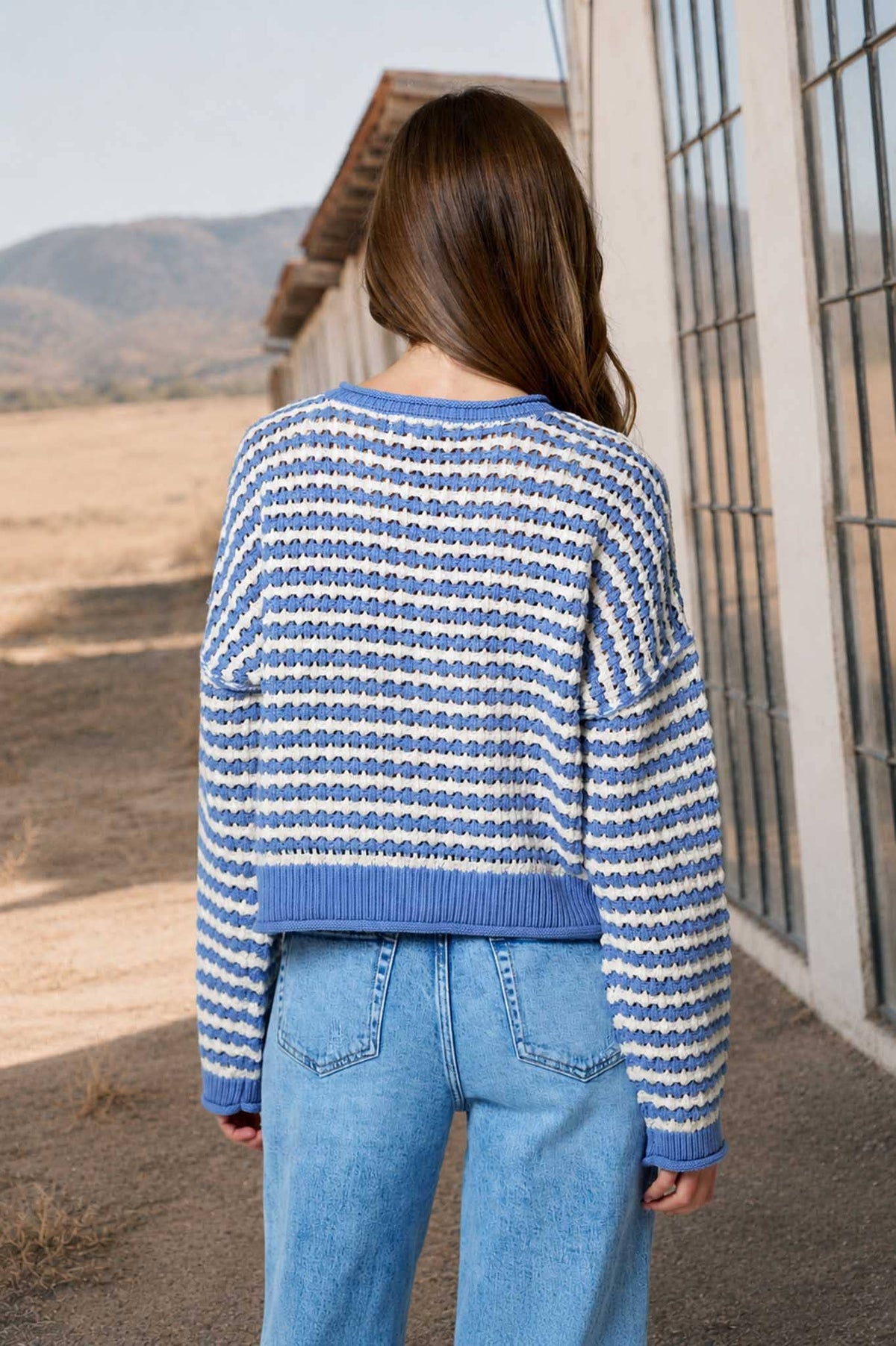 TEXTURED STRIPE CROCHET KNIT BUTTON DOWN CARDIGAN : BROWN