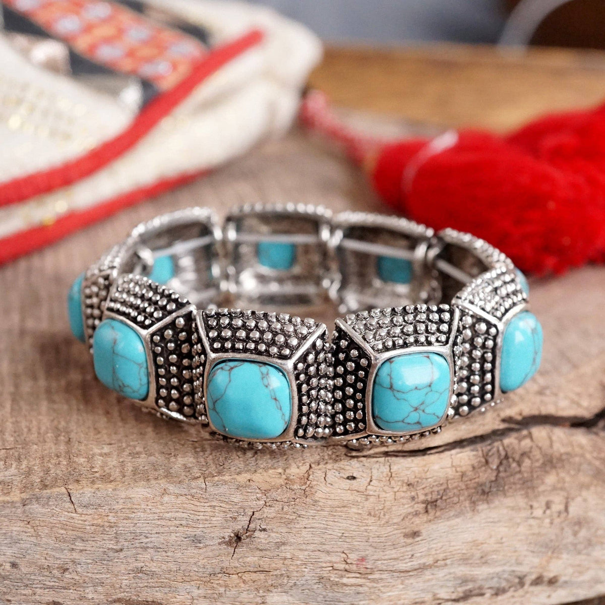 Western Stretchy Bangles – Buffalo Turquoise Flowers in Worn Silver Tone: Buffalo Coins