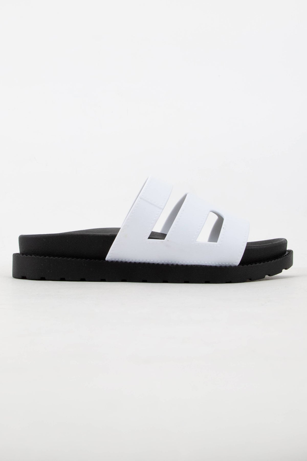 GINO TRENDY CUTOUT DESIGN UPPER SLIP-ON STYLE SANDAL: Black