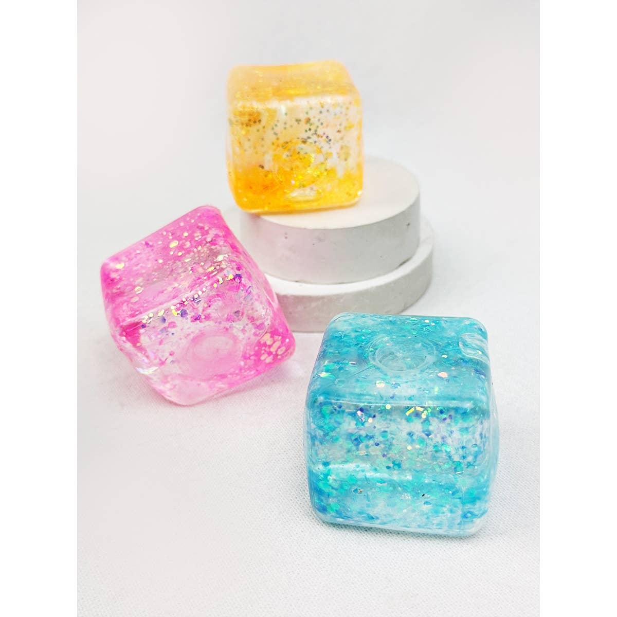 Viral Glitter Ice Cube Squishy Toy: MIX COLOR / ONE(12)