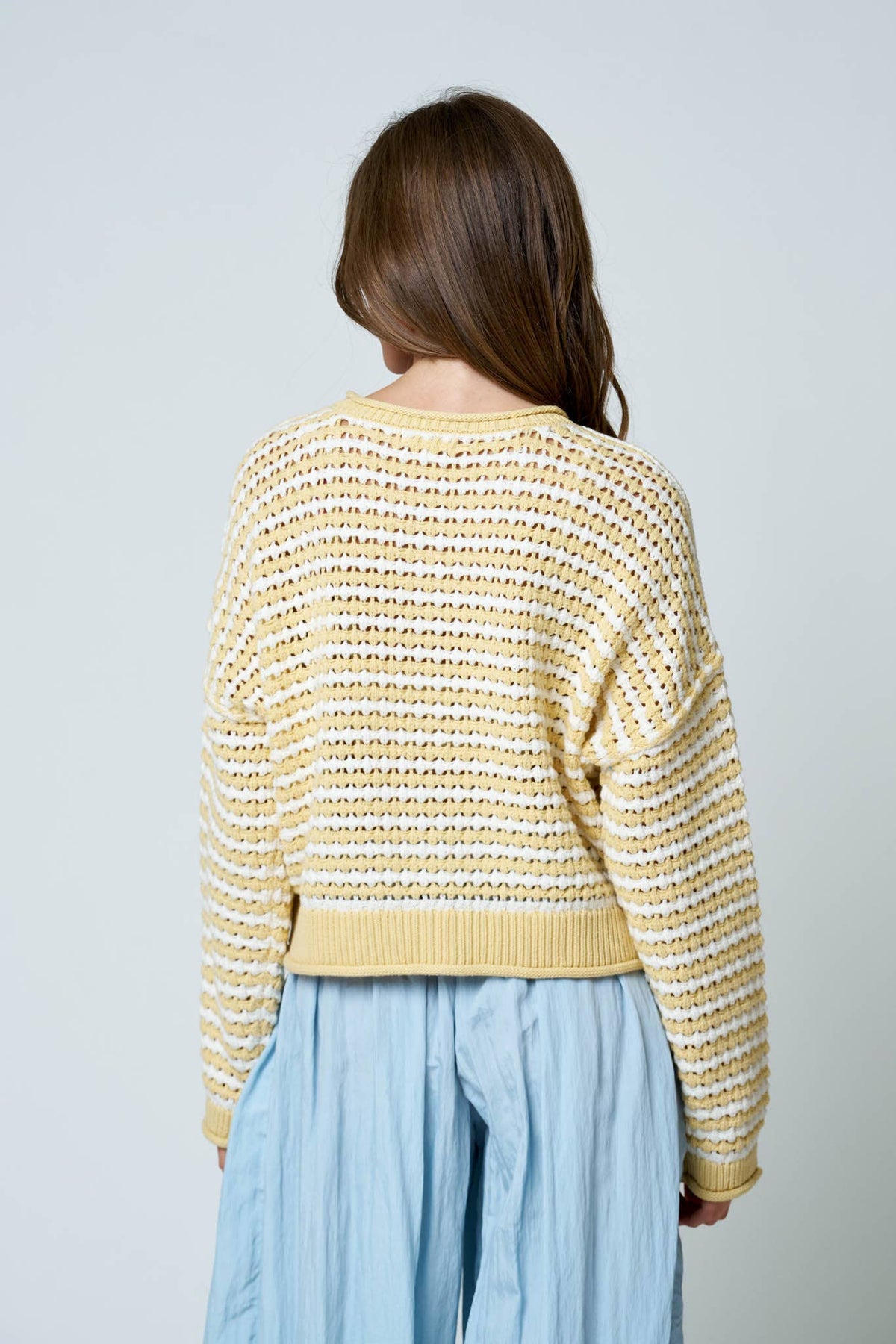 TEXTURED STRIPE CROCHET KNIT BUTTON DOWN CARDIGAN : BROWN