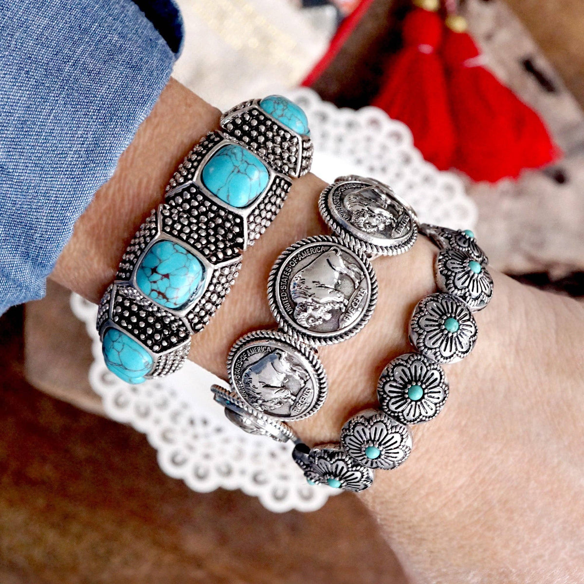 Western Stretchy Bangles – Buffalo Turquoise Flowers in Worn Silver Tone: Buffalo Coins