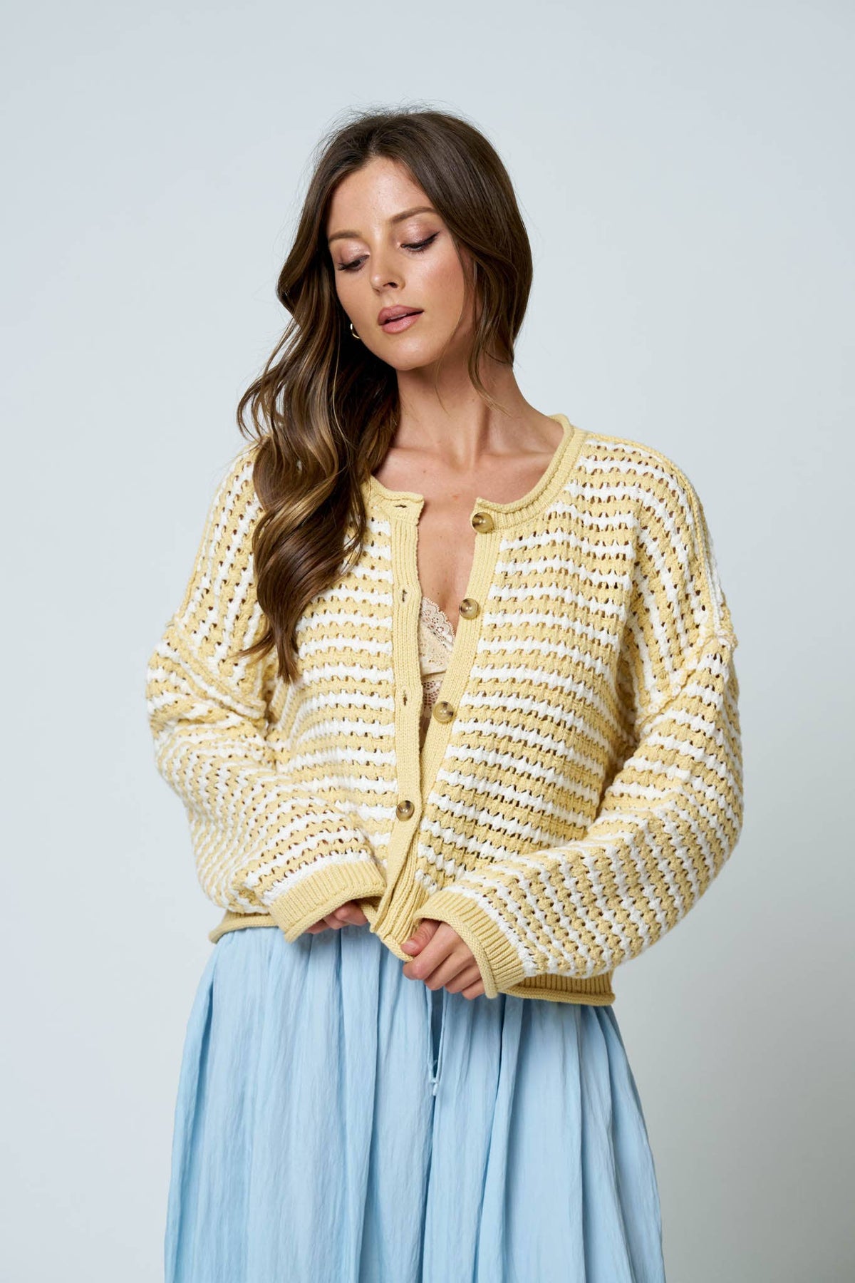 TEXTURED STRIPE CROCHET KNIT BUTTON DOWN CARDIGAN : BROWN