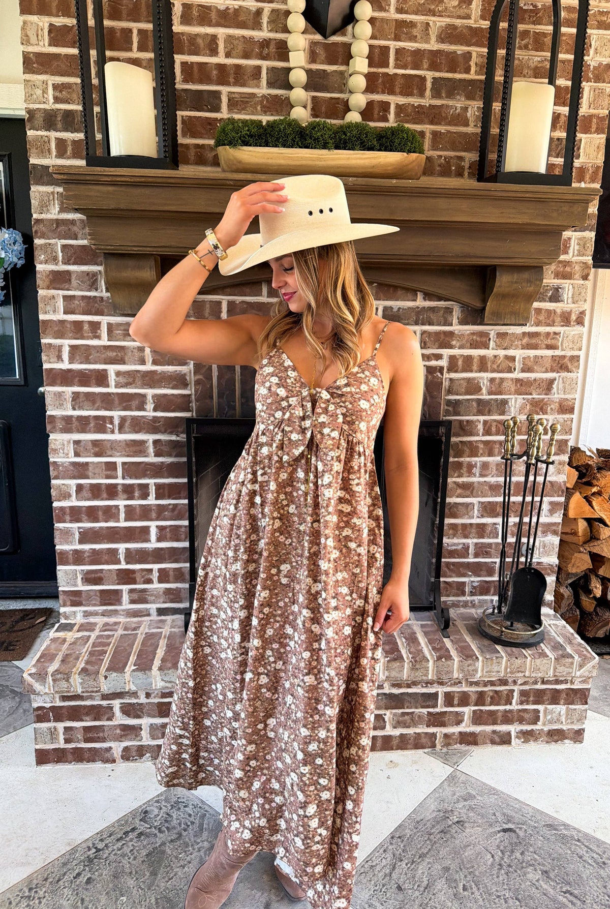 WESTERN CHARM MAXI DRESS: BROWN FLORAL