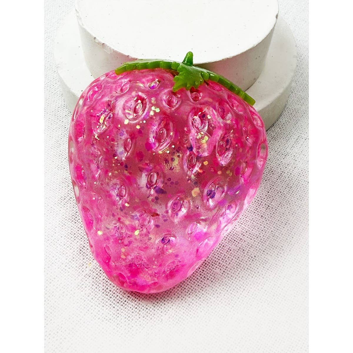 Sugary Strawberry Maltose Squishy Toy: MIX COLOR / ONE(12)